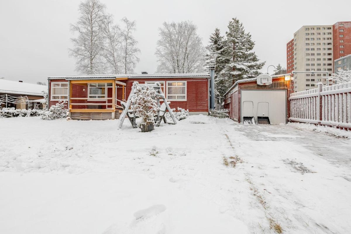 Bungalow House Flat In Rekola 33M2 Vanda Eksteriør bilde